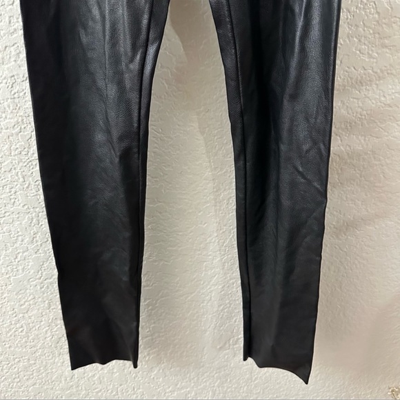 Commando Control Faux Leather Legging Women's Size Small - Picture 7 of 11